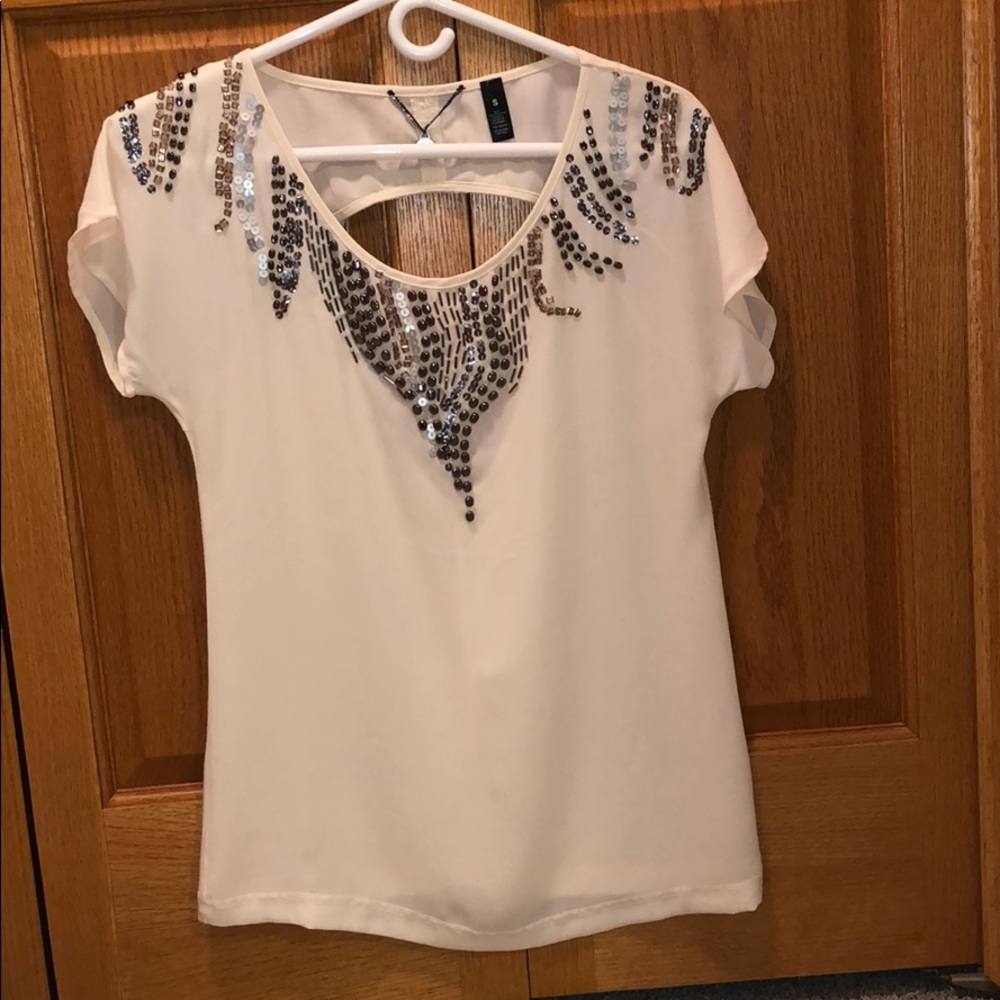 Cream, beaded, polyester backless shirt